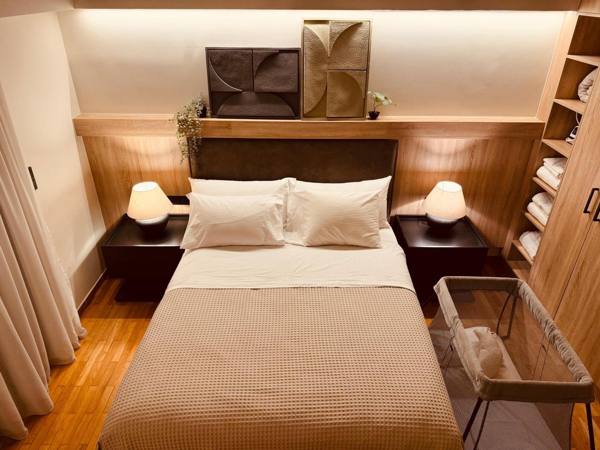 2 Bedroom - Live Like A Local In Kolonaki אתונה